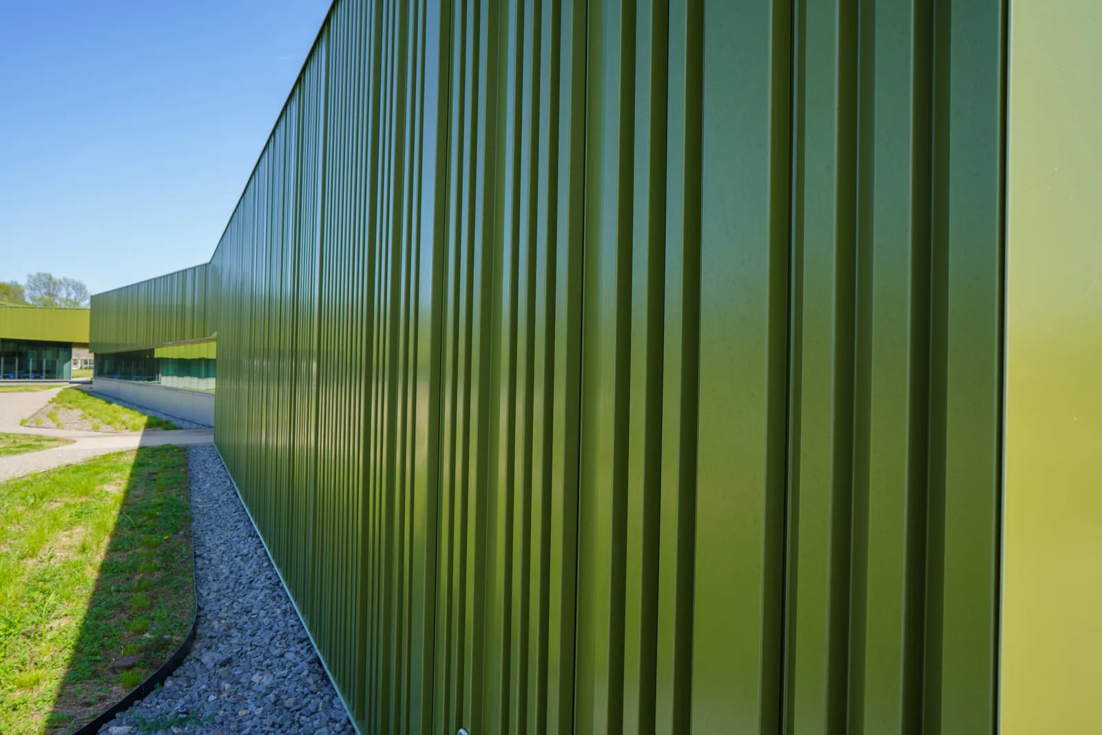 Thaden School, Bentonville, AR, Morin Matrix and SLR panels